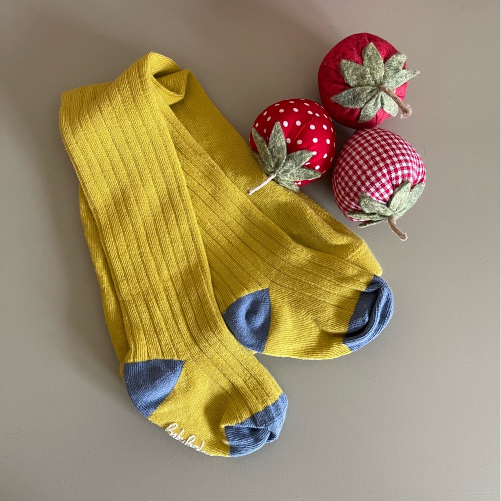 Mini Boden ribbed tights in spicy mustard yellow size 3-6 months baby
